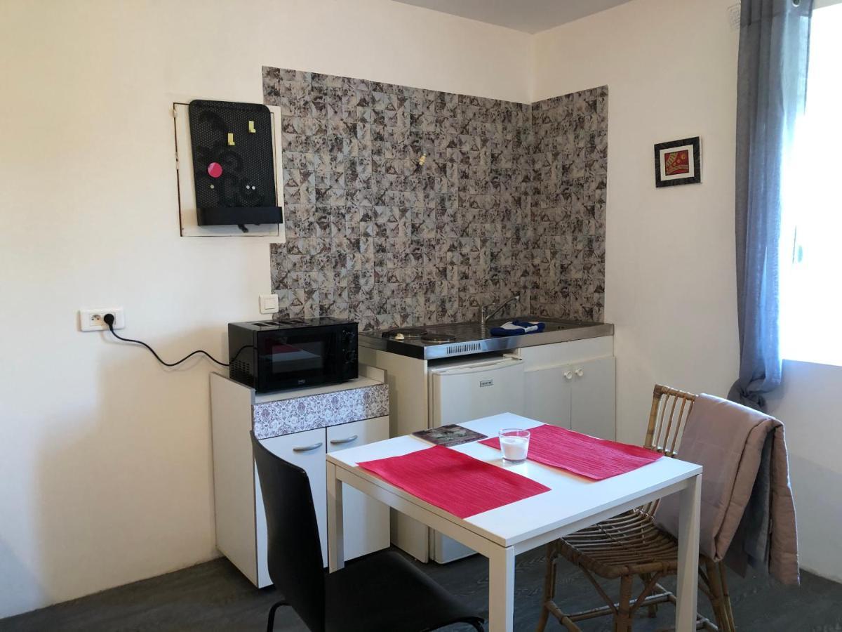 Studio 20 Min De La Mer Ideal Pour Les Deplacements Professionnels Plouaret Buitenkant foto