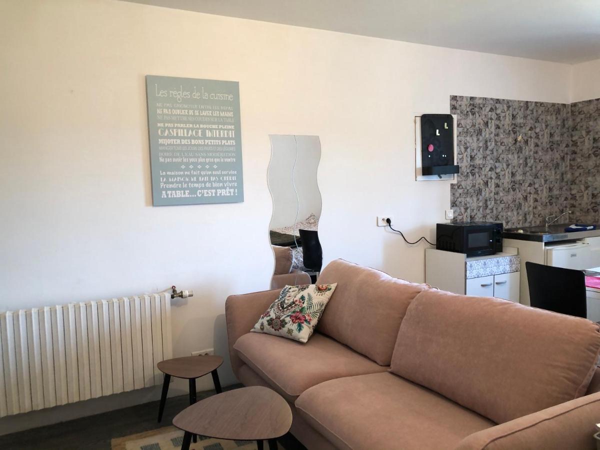 Studio 20 Min De La Mer Ideal Pour Les Deplacements Professionnels Plouaret Buitenkant foto